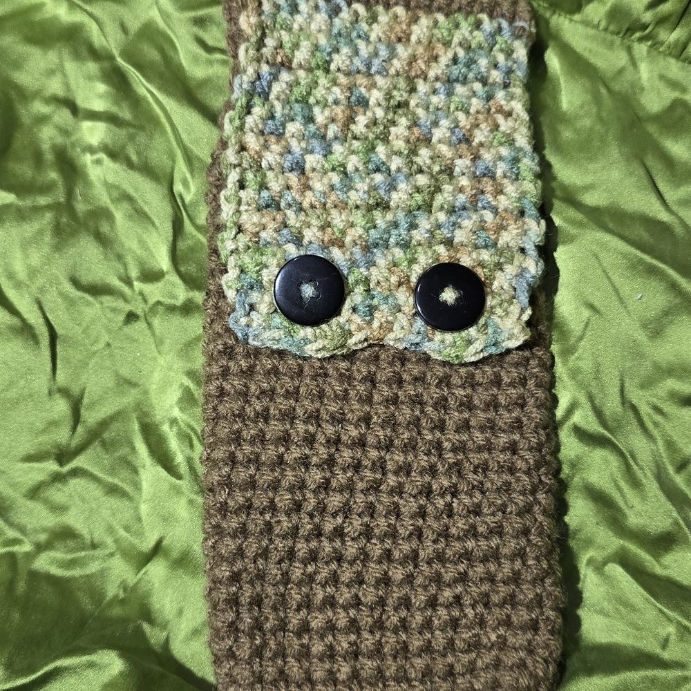 Crochet phone holster